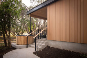 Cypress Lodge Exterior Onera FBG Basse 2