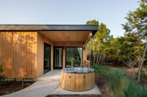 Cypress Lodge Onera FBG Basse 2 Oct 25 Jeff Jones