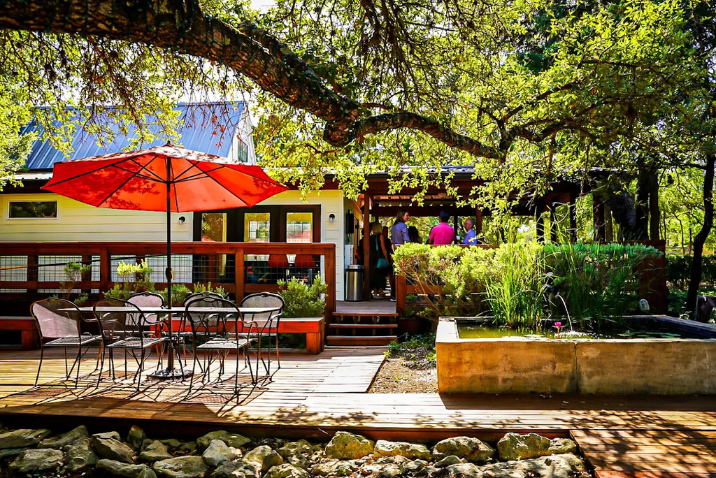 Wimberley Inn + Bar: Boutique Pet-Friendly Hotels in Wimberley TX