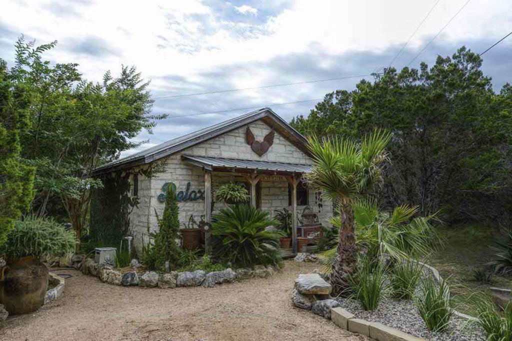 Birdsong Cabins: Love Bird (Private Pool + Private Hot Tub