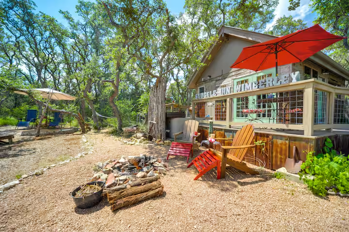 Snuggle Inn Cabin